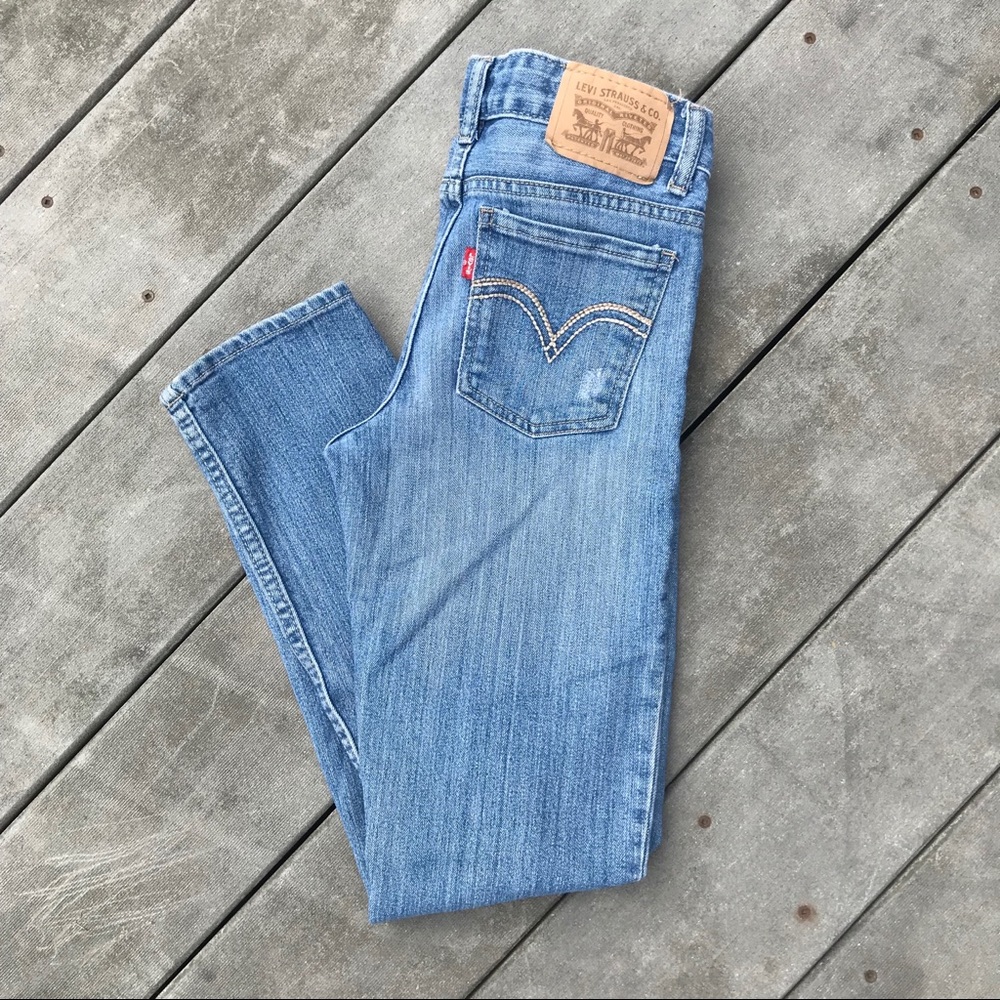 Levi's